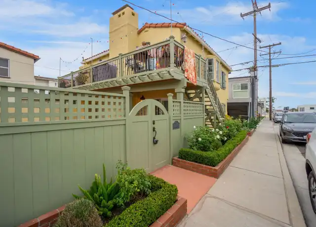 Property at 1127 1/2 W Bay Ave Unit 1/2, Newport Beach, CA, 92661, 1 bed, 1 bath, [object Object]