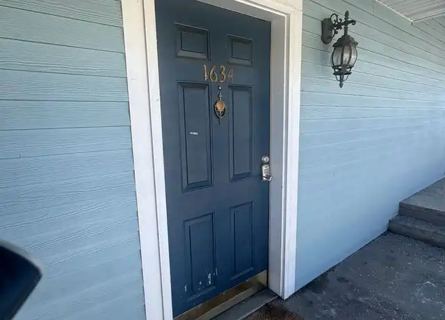 Property at 1634 Queen Anne Way, Knoxville, TN, 37916, 3 beds, 2 baths, [object Object]