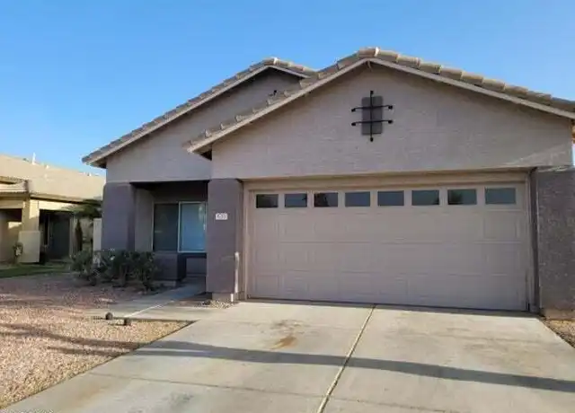 Property at 3717 E Woodside Way, Gilbert, AZ, 85297, 4 beds, 2 baths, [object Object]