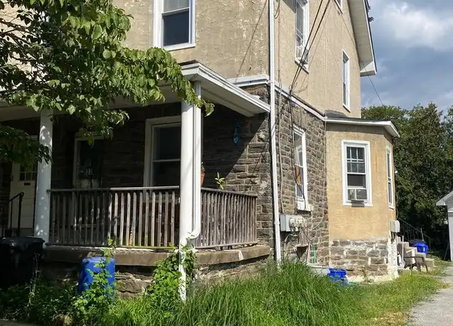 Property at 33 S Fairview Ave #3, Upper Darby, PA, 19082, 2 beds, 1 bath, [object Object]