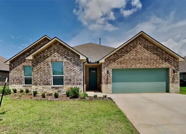 Property at 10701 SW 20th St, Yukon, OK, 73099, 4 beds, 2 baths, [object Object]