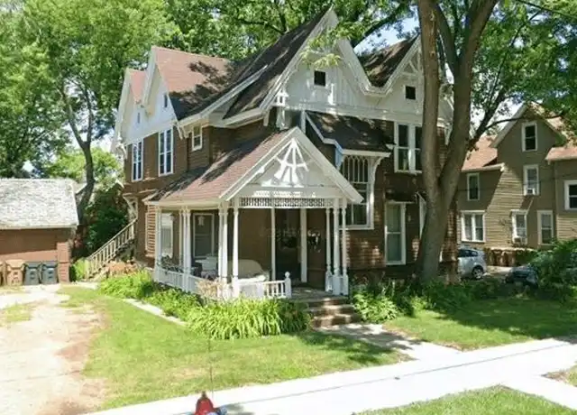 Property at 1030 Jenifer St Unit 1030-2, Madison, WI, 53703, 1 bed, 1 bath, [object Object]