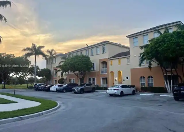 Property at 206 NW 7th St Unit 206, Miami, FL, 33136, 2 beds, 2 baths, [object Object]