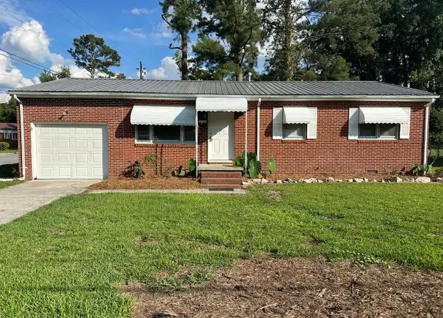 Property at 1408 Helen Ave, New Bern, NC, 28560, 3 beds, 1.5 baths, [object Object]