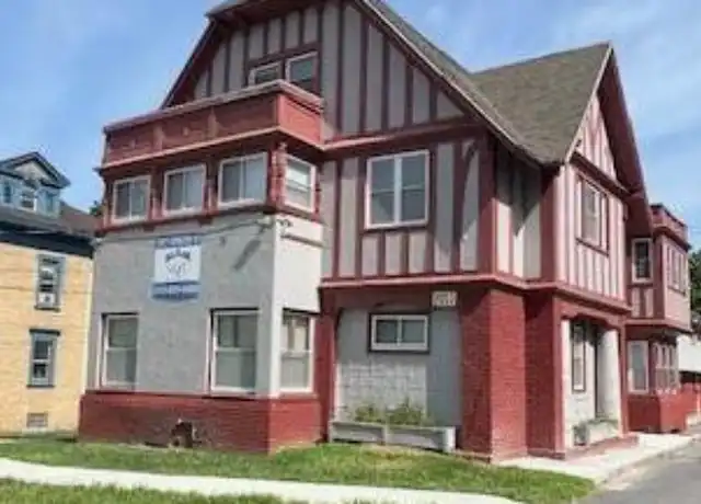 Property at 2017 E Genesee St Unit 1, Syracuse, NY, 13210, 3 beds, 1.5 baths, [object Object]