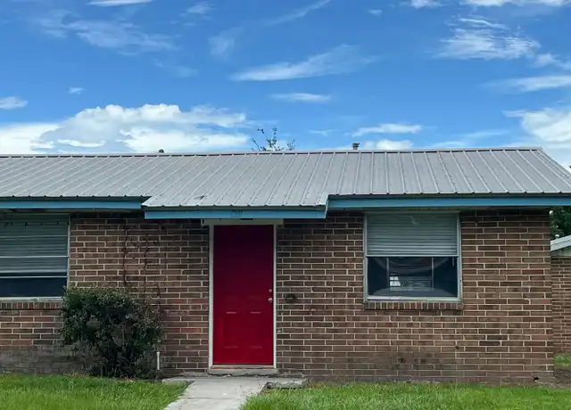 Property at 111 Horizon Cir SW, Live Oak, FL, 32064, 2 beds, 1 bath, [object Object]