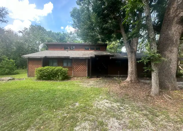 Property at 1200 Pineview Dr, Valdosta, GA, 31602, 3 beds, 2 baths, [object Object]