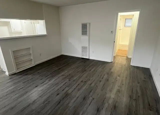 Property at 12017 Albers St, Valley Village, CA, 91607, 1 bed, 1 bath, [object Object]