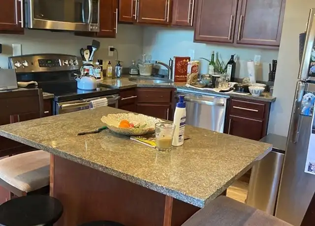 Property at 18 Hull St Unit 4R, Boston, MA, 02113, 2 beds, 1 bath, [object Object]