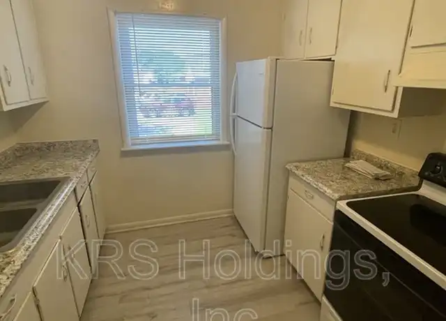 Property at 1367 W Ocean View Ave Unit 3, Norfolk, VA, 23503, 2 beds, 1 bath, [object Object]