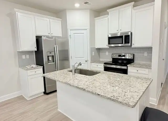 Property at 8148 Mintworth Links Ln Unit 8148, Matthews, NC, 28105, 3 beds, 2.5 baths, [object Object]