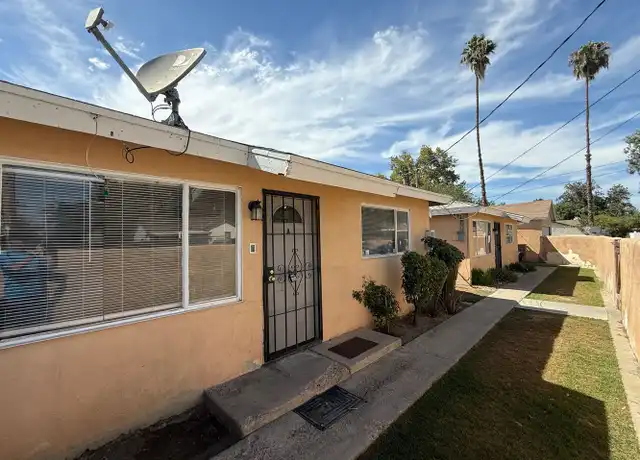 Property at 2114 Brundage Ln Unit A, Bakersfield, CA, 93304, 2 beds, 1 bath, [object Object]
