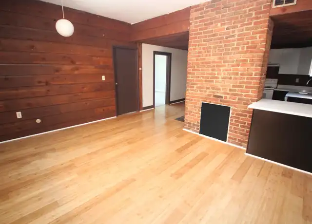 Property at 317 N Craig St Unit 202, Pittsburgh, PA, 15213, 2 beds, 1 bath, [object Object]