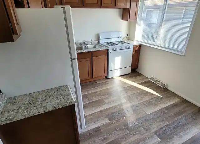 Property at Creekwood - 31 S McCord Rd, Holland, OH, 43528, 2 beds, 1 bath, [object Object]