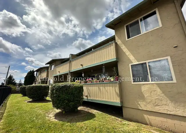 Property at 618 N Sanborn Rd Unit 04, Salinas, CA, 93905, 2 beds, 1 bath, [object Object]
