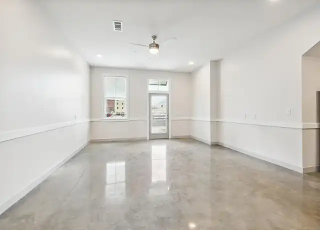 Property at Woodring Apartments - 401 Division St, Lake Charles, LA, 70601, 1-2 bed, 1-2 bath, [object Object]