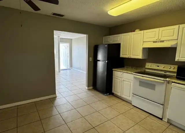 Property at 3895 Roan Ct E Unit 3897, Lake Park, FL, 33403, 2 beds, 1 bath, [object Object]