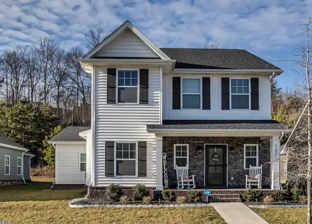 Property at 107 W Rarity Ridge Pkwy, Oak Ridge, TN, 37830, 3 beds, 3 baths, [object Object]