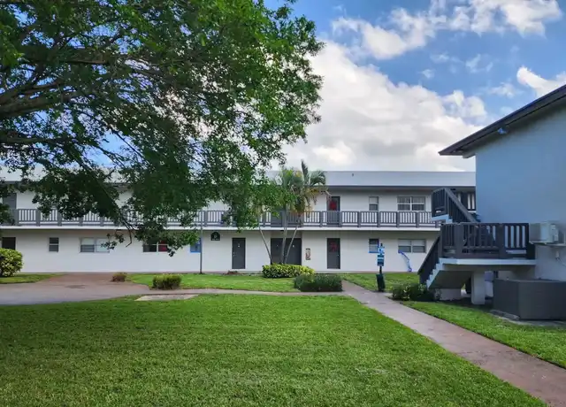Property at 1460 NW 2nd St Unit A-105, Fort Lauderdale, FL, 33311, 2 beds, 1 bath, [object Object]