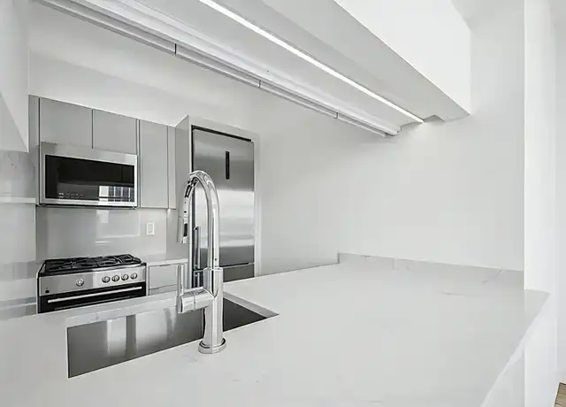 Property at 20 Exchange Pl Unit 20X4203, New York, NY, 10005, 1 bed, 1 bath, [object Object]