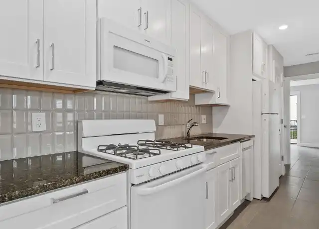 Property at 3323 13th St SE Unit 9, Washington, DC, 20032, 3 beds, 1 bath, [object Object]