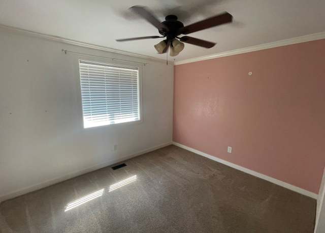Photo of 735 Greenoch Loop, Oak Harbor, WA 98277