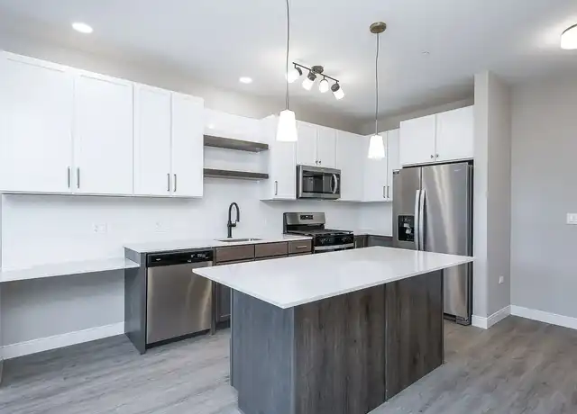 Property at Lilac Station - 101 S Main St, Lombard, IL, 60148, 1-2 bed, 1-2 bath, [object Object]