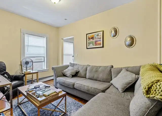 Property at 18-20 Hano St, Allston, MA, 02134, 2 beds, 1 bath, [object Object]