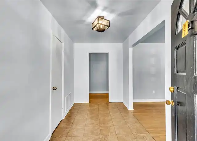 Property at 317 Kensington Dr, Savannah, GA, 31405, 3 beds, 2 baths, [object Object]