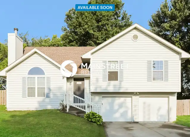 Property at 19402 Diamond Ln, Smithville, MO, 64089, 3 beds, 2 baths, [object Object]