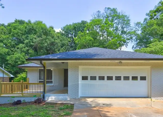 Property at 215 Hubbard St, Monroe, GA, 30655, 3 beds, 2 baths, [object Object]