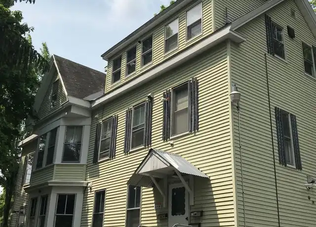 Property at 66 Stroudwater St Unit 1, Westbrook, ME, 04092, 1 bed, 1 bath, [object Object]