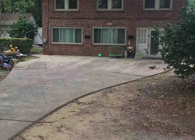Property at 1612 E Maxwell St #1, Pensacola, FL, 32503, 1 bed, 1 bath, [object Object]