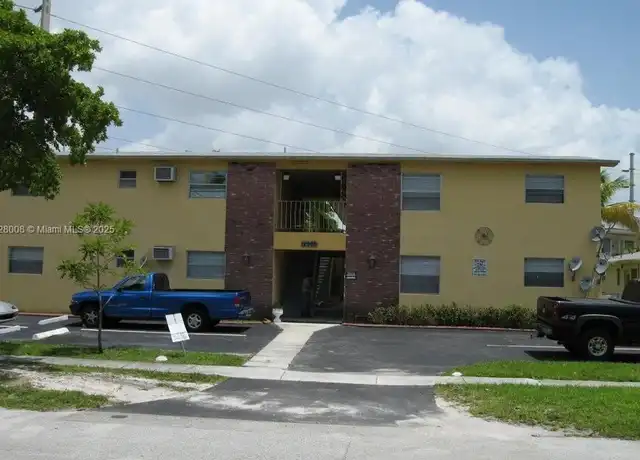 Property at 12905 Arch Creek Rd Unit 8, North Miami, FL, 33161, 1 bed, 1 bath, [object Object]