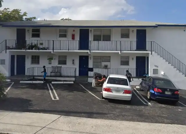 Property at 705 11th St Unit 5, West Palm Beach, FL, 33401, 2 beds, 1 bath, [object Object]
