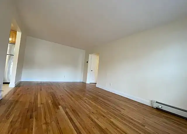 Property at 7 Colonial Rd #7, Beacon, NY, 12508, 1 bed, 1 bath, [object Object]