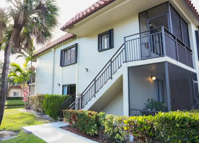 Property at 428 Lakeview Dr #201, Weston, FL, 33326, 2 beds, 2 baths, [object Object]