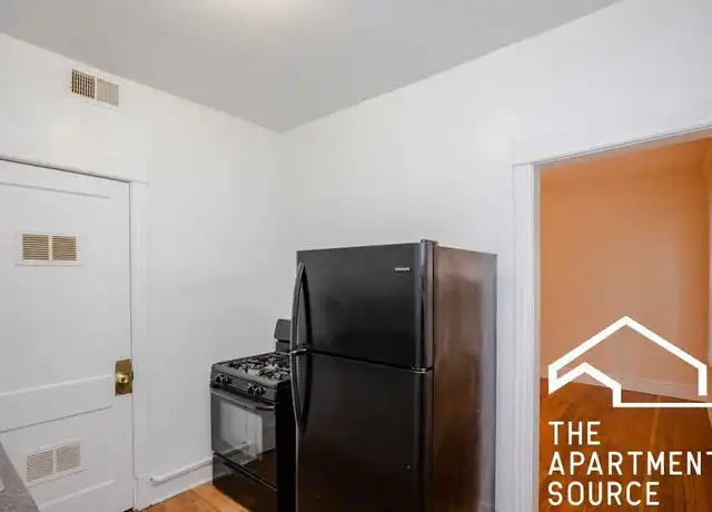 Property at 6248 S Western Ave Unit 3O, Chicago, IL, 60636, 2 beds, 1 bath, [object Object]