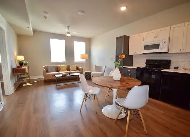 Property at Clayton on Scott - 915 Scott St, Little Rock, AR, 72202, 1-2 bed, 1-2 bath, [object Object]