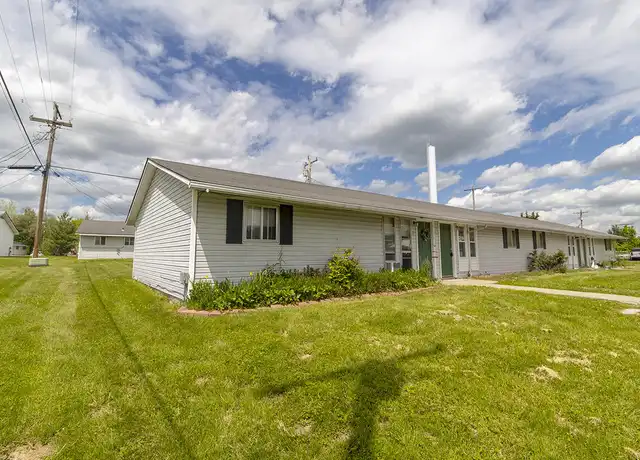 Property at 7401 N Moberly Dr Unit A, Columbia, MO, 65202, 2 beds, 1 bath, [object Object]