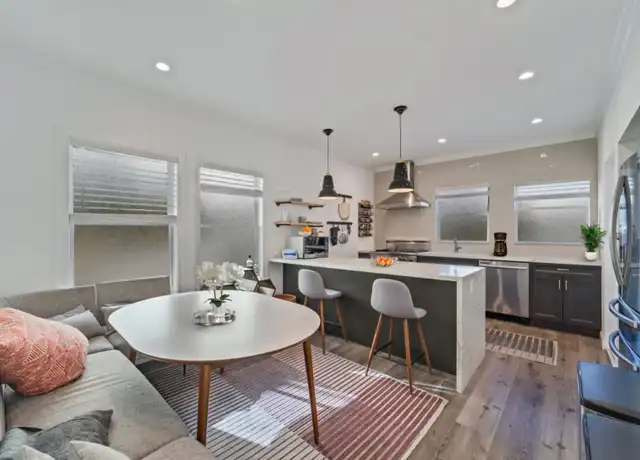 Property at 386 Euclid Ave Unit 102, Oakland, CA, 94610, 0 beds, 1 bath, [object Object]