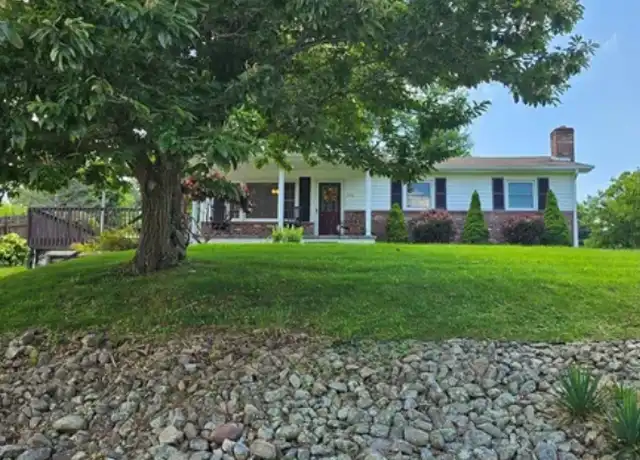 Property at 216 Caroline Dr, Marion, VA, 24354, 3 beds, 1 bath, [object Object]