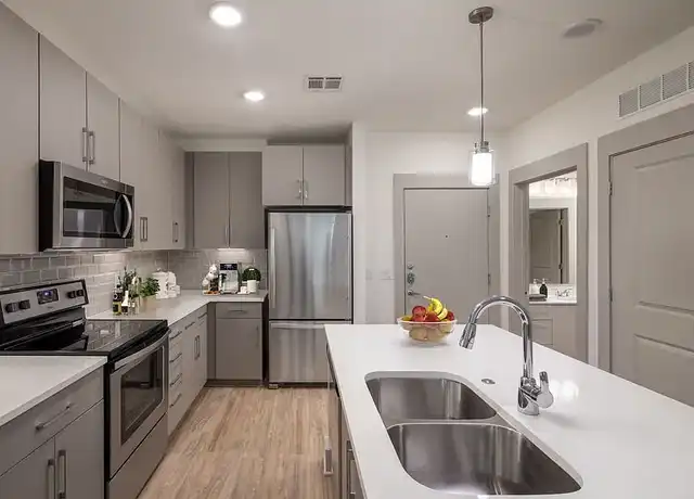 Property at Camden North End - 6800 E Mayo Blvd, Phoenix, AZ, 85054, 2 beds, 2 baths, [object Object]