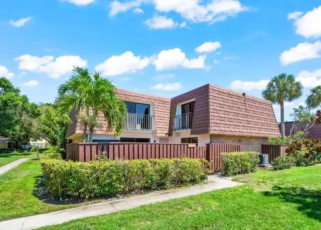 Property at 3571 SW Sunset Trace Cir, Palm City, FL, 34990, 3 beds, 2.5 baths, [object Object]
