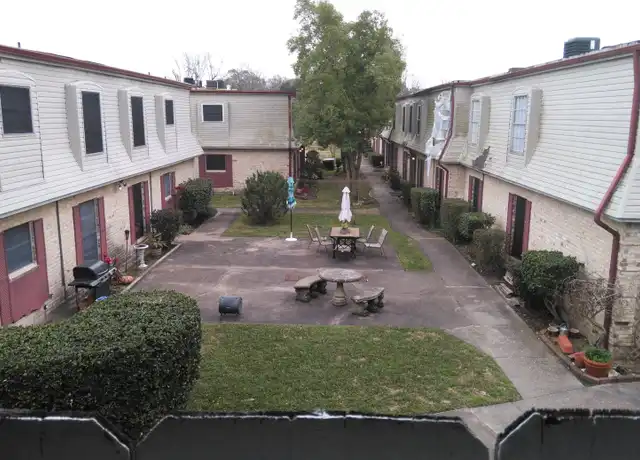 Property at 2901 Helena Ave #202, Nederland, TX, 77627, 2 beds, 1 bath, [object Object]