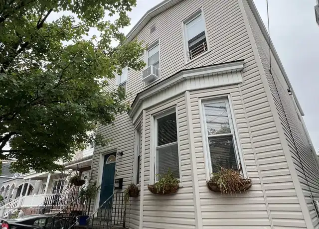Property at 190 Prospect Ave, Bayonne, NJ, 07002, 3 beds, 1 bath, [object Object]