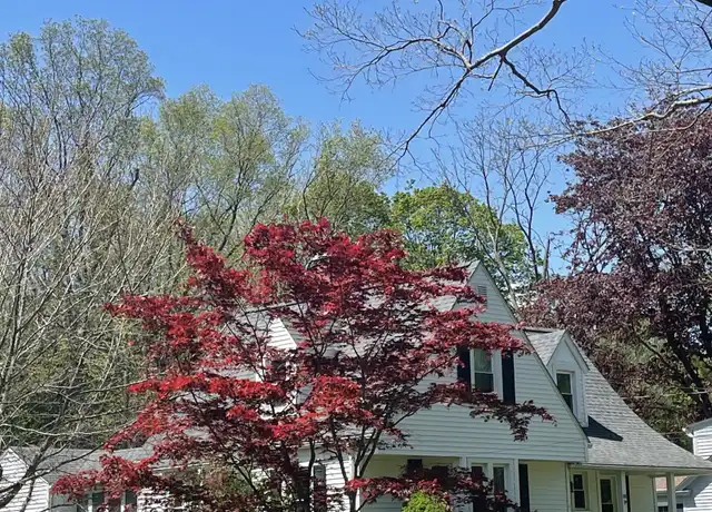 Property at 32 E Wharf Rd, Madison, CT, 06443, 2 beds, 2 baths, [object Object]