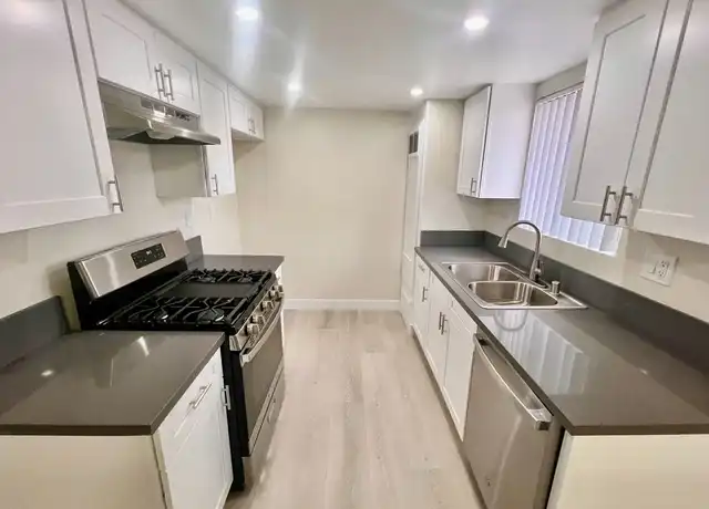 Property at Foothill Apartments - 11886 Foothill Blvd, Sylmar, CA, 91342, 2 beds, 2 baths, [object Object]