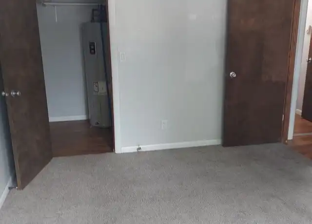 Property at 1425 N 9th St Apt 11, Manitowoc, WI, 54220, 1 bed, 1 bath, [object Object]