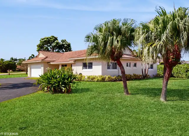 Property at 221 Sudbury Dr, Lake Worth, FL, 33462, 2 beds, 2 baths, [object Object]